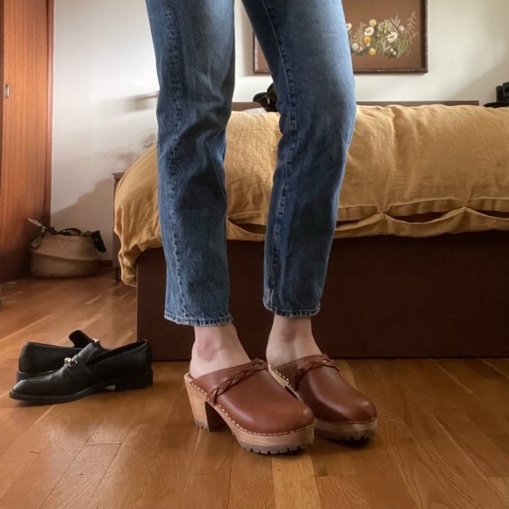 Braided clogs